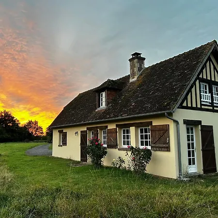 Nyaraló L'etape Normande & Jacuzzi Sainte-Marguerite-des-Loges